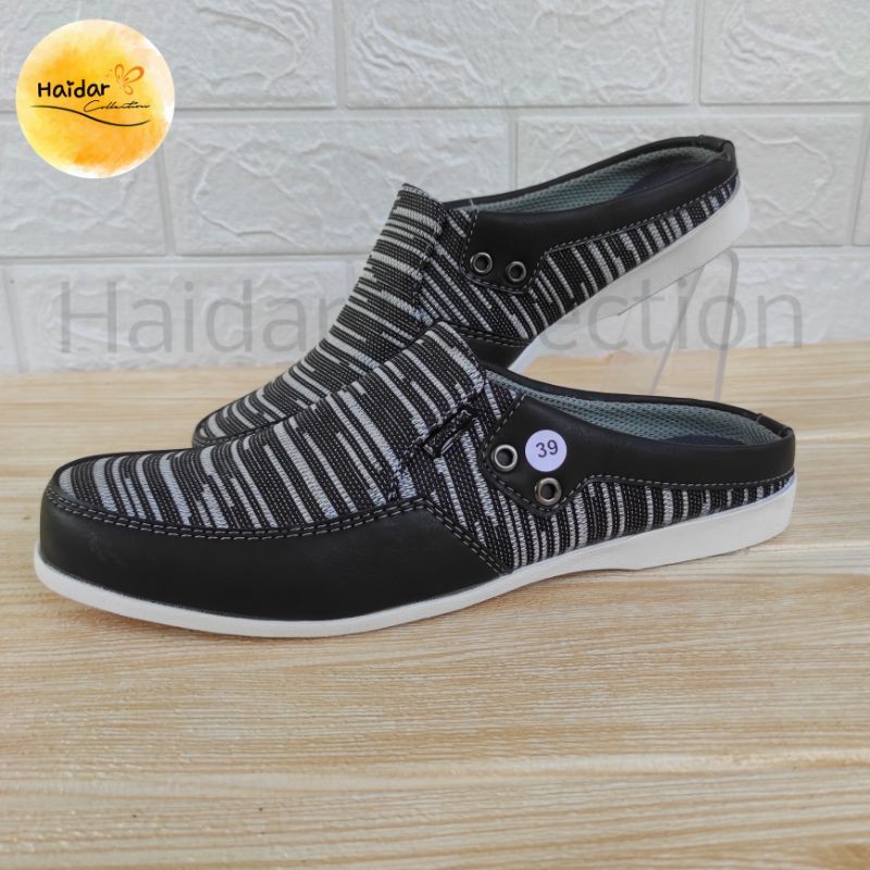 Selop Bustong Pria Kulit Rajut Sintetis Slip On Kasual Cowok Sol Karet Lentur Original Premium