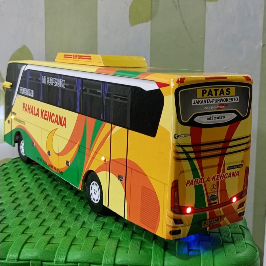 miniatur bus bis shd PAHALA KENCANA KUNING plus lampu