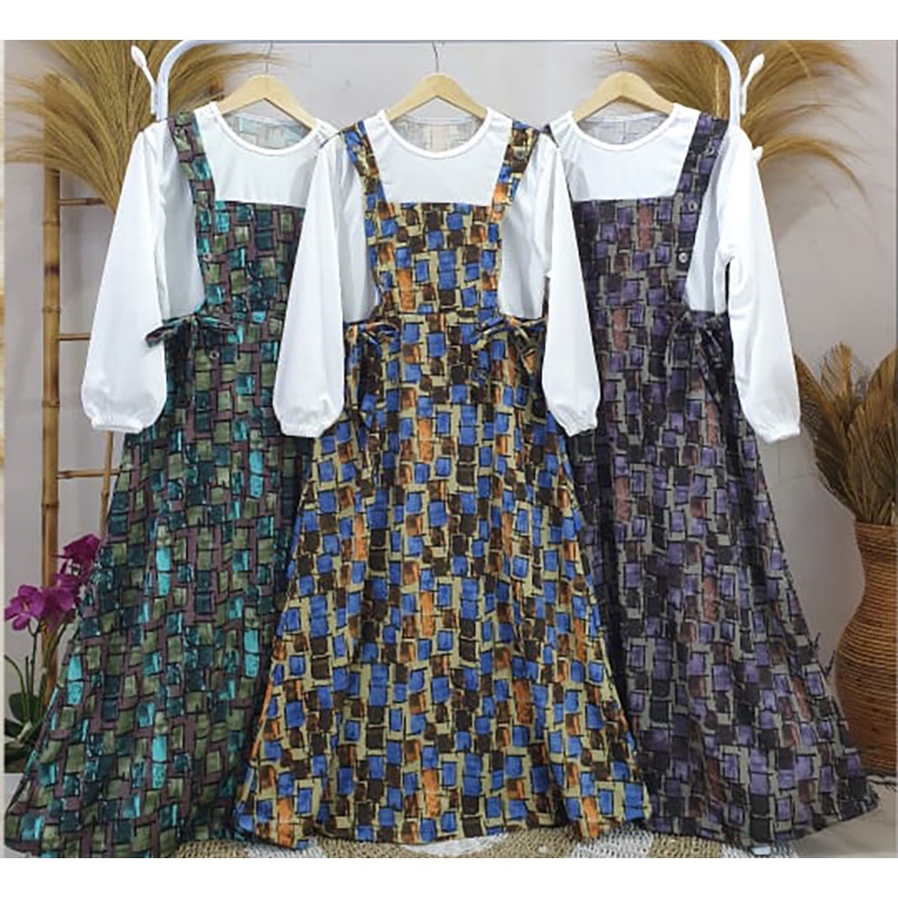 Gamis model overal motif kotak pelangi model kancing bahan voxy premium merk sincia