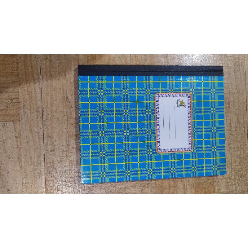 

Buku kas kwarto 2 kolom 100 lembar hard cover Bintang obor (harga satuan)