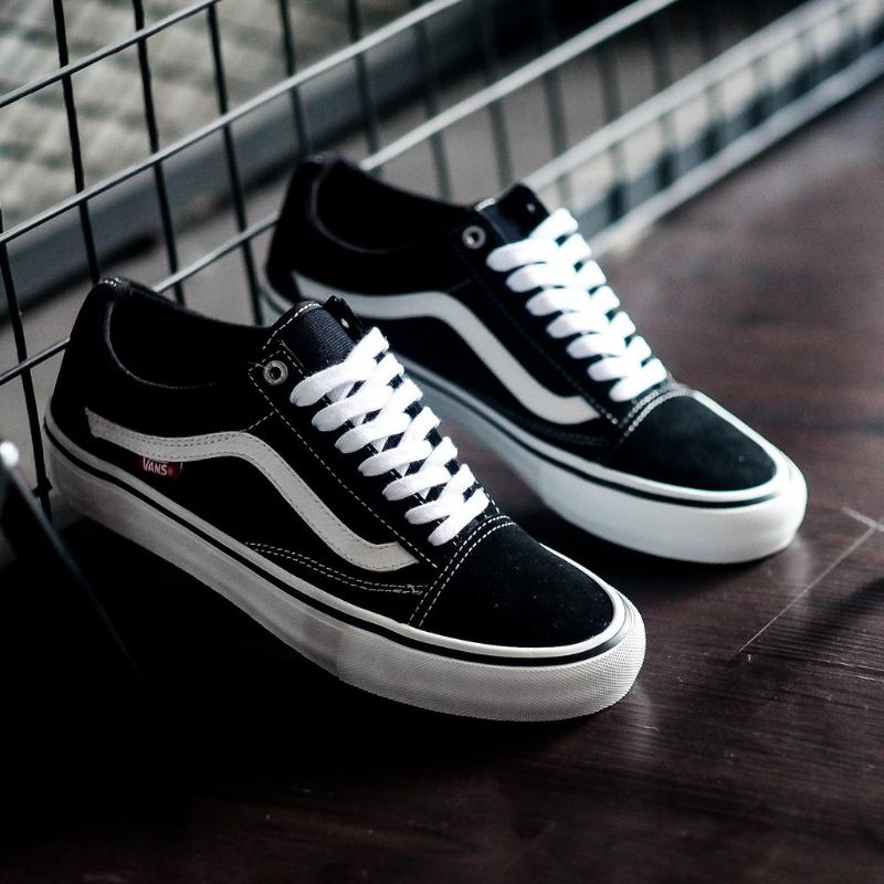 SALE  Vans Oldskool Pro Black White BNIB Original - Vans Oldskool Pro Black White Original - Vans Ol