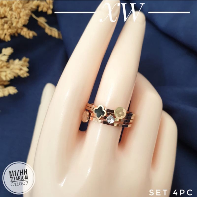 Cincin Titanium Set 4pc (3 varian) C11007