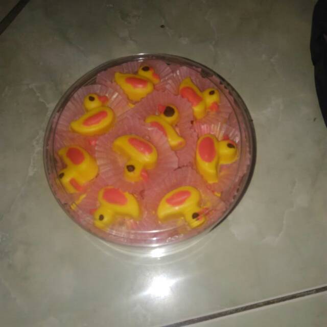 

Coklat karakter