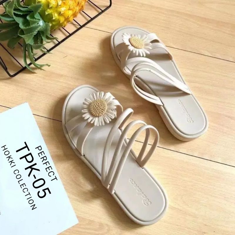 sandal wanita flat bunga karet jelly import