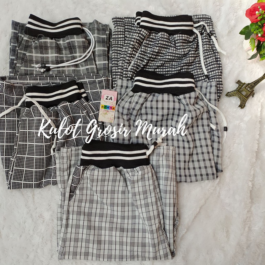 Celana Pendek Pria Dewasa Rib Motif kotak / celana santai motif kotak