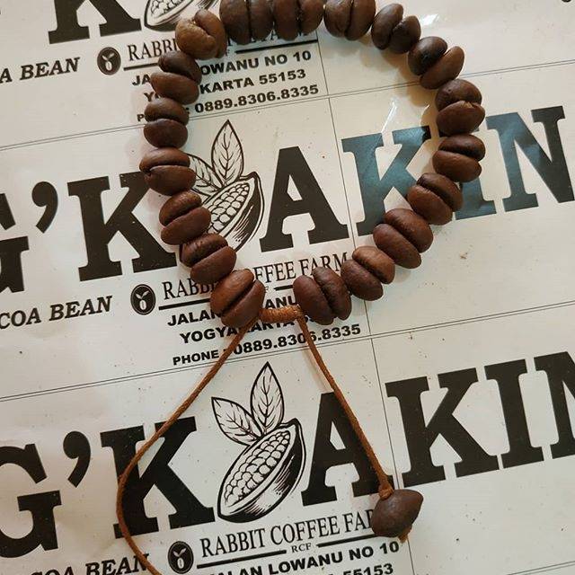 

Gelang Kopi Antiq Elegan