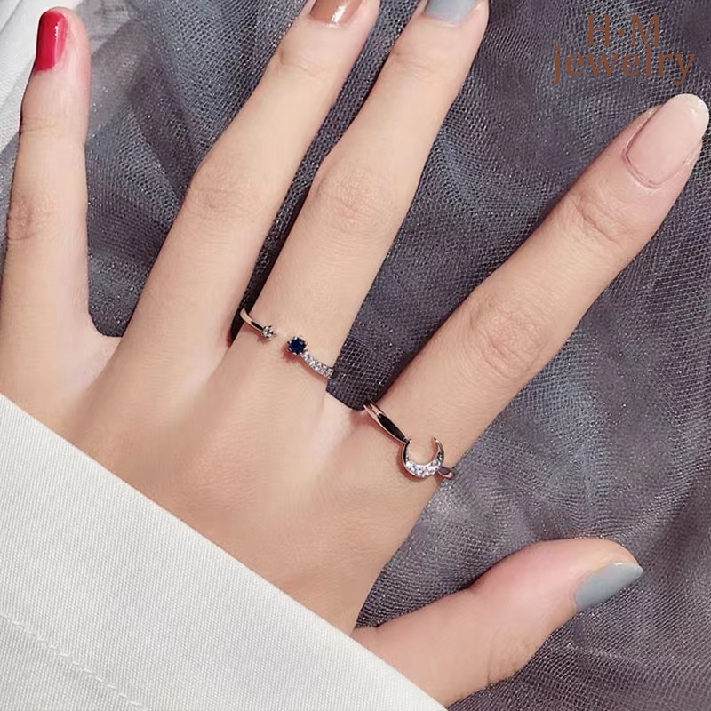 Set Cincin S925 Silver Bentuk Bulan Bintang Aksen Berlian Biru