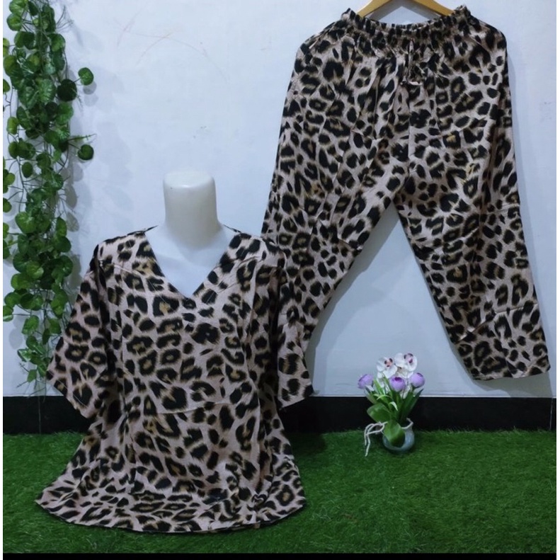 RAYON JUMBO 7/8 LEOPARD PROMO Big Size kerah V setelan 3/4