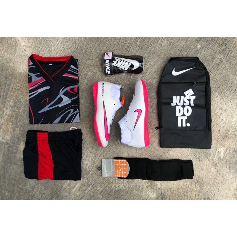 (PAKET KOMPLIT) sepatu futsal nike tempo sol karet mentah-Pkt.5 white pink in