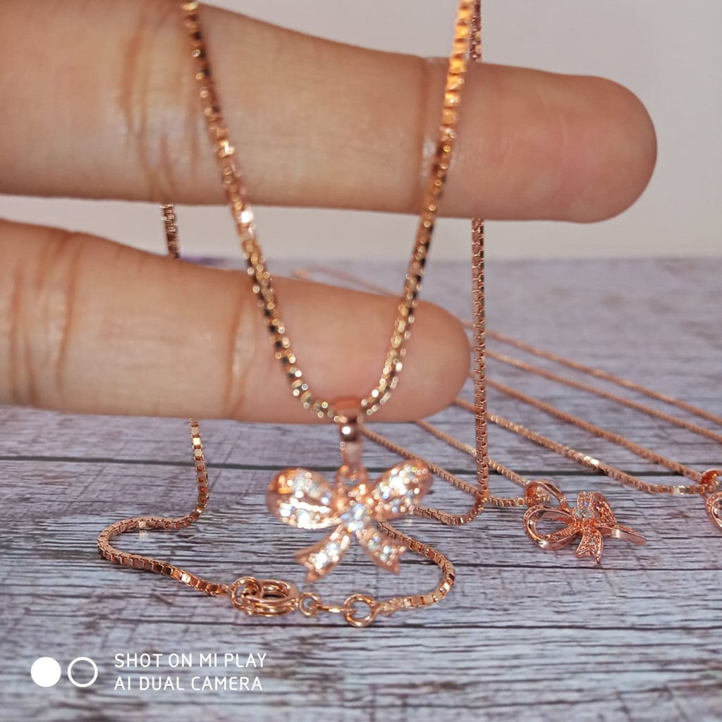 Kalung Xuping Perhiasan Fashion Wanita liontin Permata