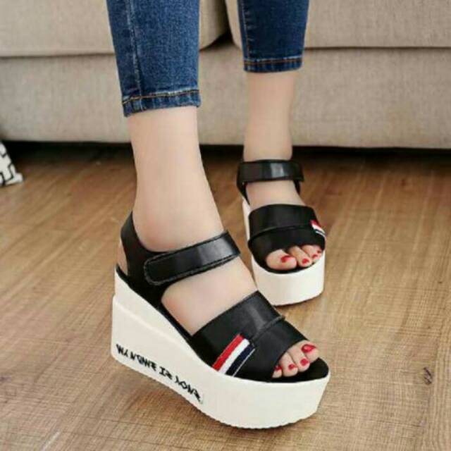 Wedges terbaru hitam tinggi 12cm
