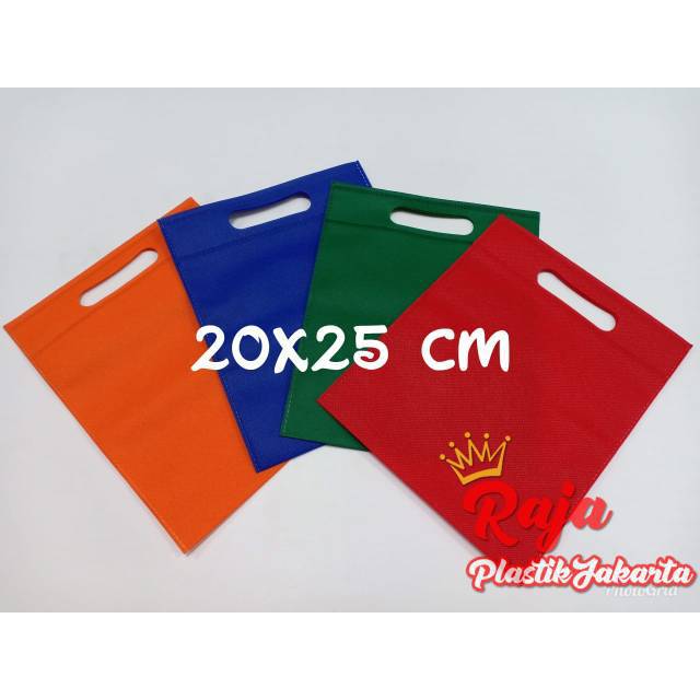 

Tas oval spunbond 20x25cm/tas souvernir goodie bag