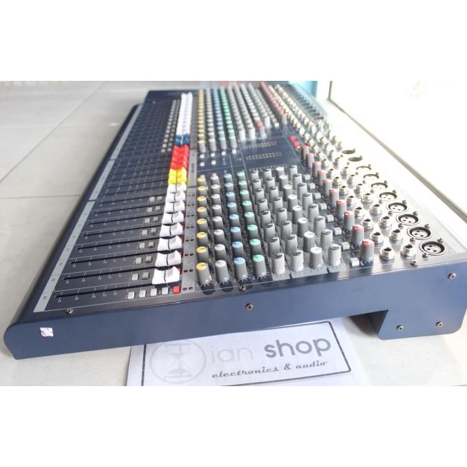 Mixer Audio Soundcraft MPM24/4 Series 24 Channel