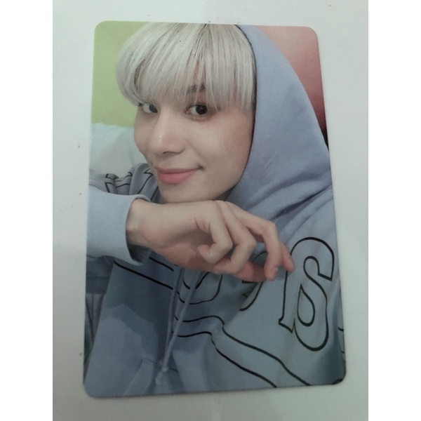 [READY]JUNGWOO YIZHIYU YZY ROUND 2 STICKER