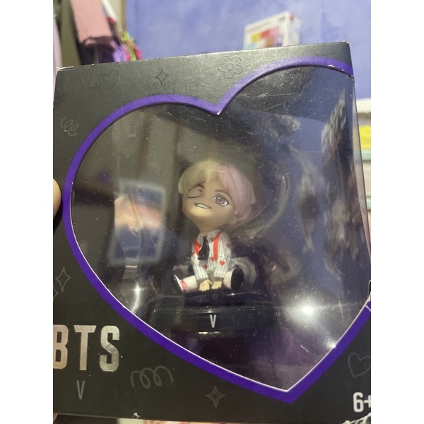 FIGURE BTS V MATTEL OFFICIAL
