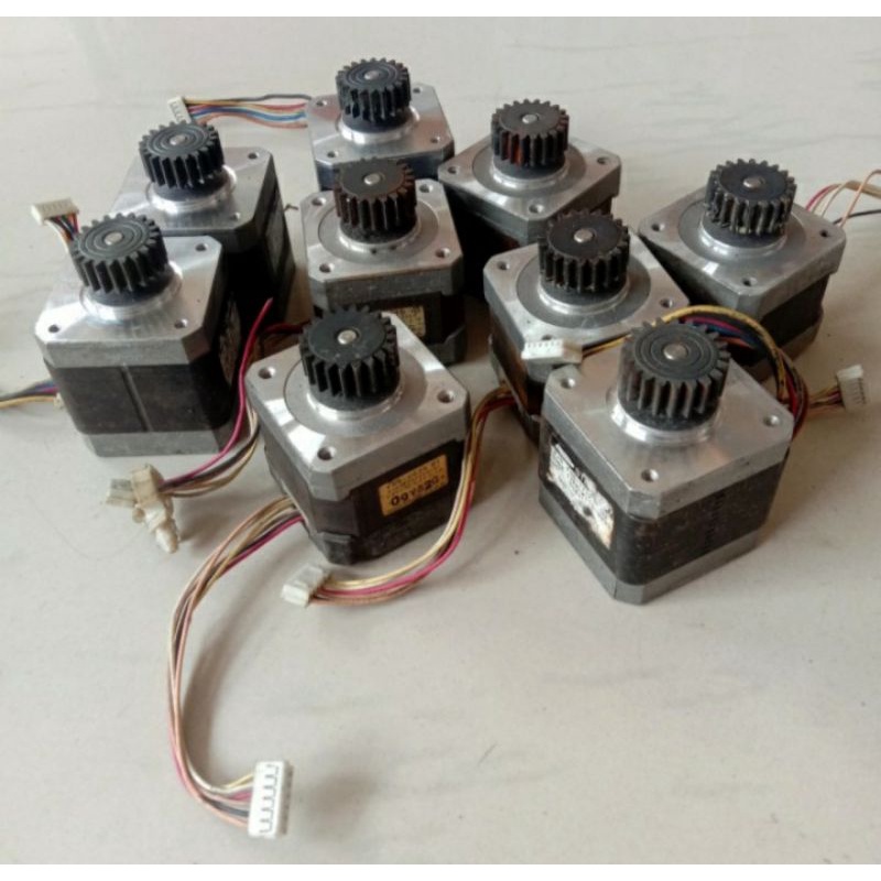 Stepper Motor Nema 17 2.3V 1.1A 6pin