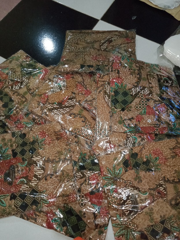 Sarimbit/couple Keluarga Terkomplit Sania Ruffle Ndoro Jowi Original Garansi Termurah Dan Terbaru