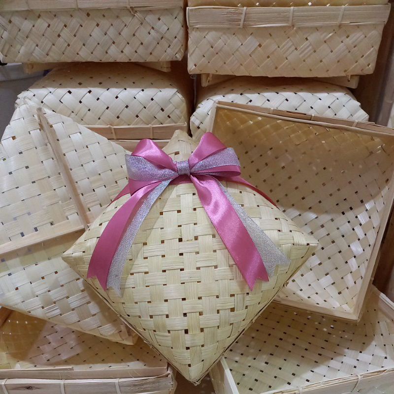 TERBARU GROSIR KERAJINAN TERMURAH BESEK BAMBU EXCLUSIVE Sokase 20x20 25x25 30x30 cm - SOUVENIR BOX -