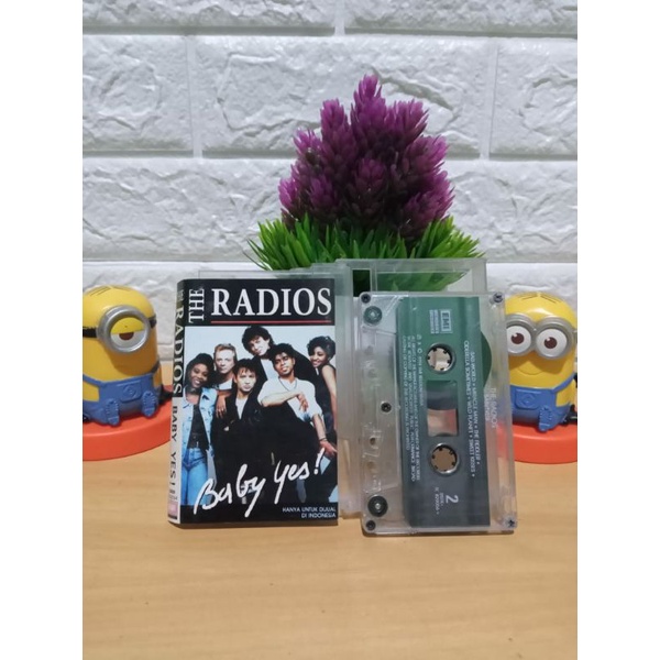 Kaset THE RADIOS - BABY YESS