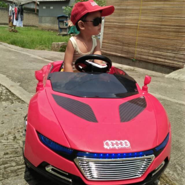 Mobil aki pliko audy