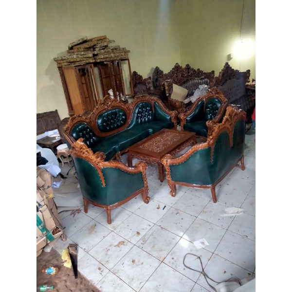 Kursi Royal/kursi tamu terbuat dari kayu jati pilihan