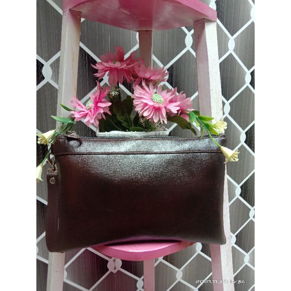 Clutch pria dan wanita