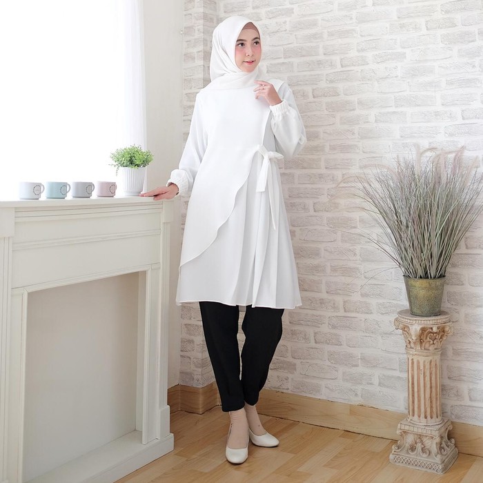 Modesee Tunik Putih Polos Wanita Muslimah Ayda M1136 - Putih