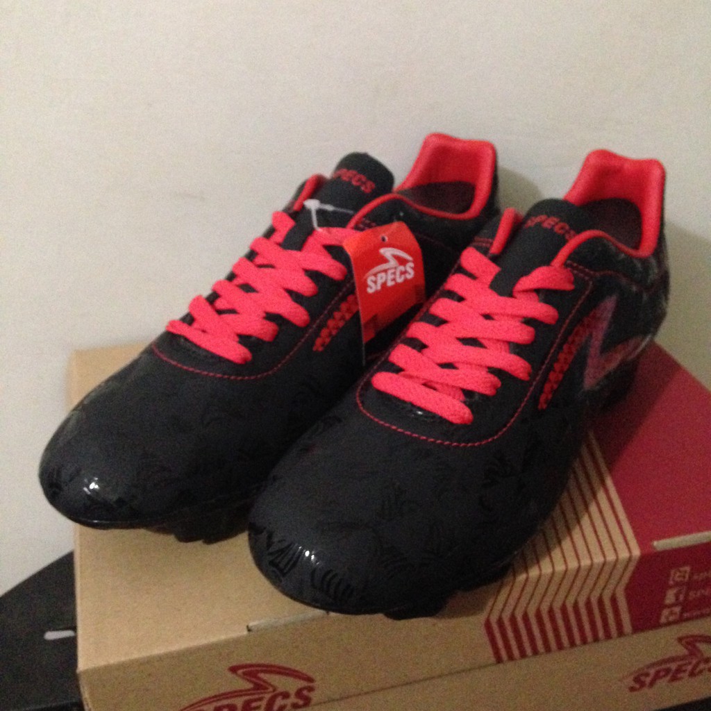 SALE Sepatu Bola Specs Quark FG Black Emperor Red 100756 Original BNIB Promoted