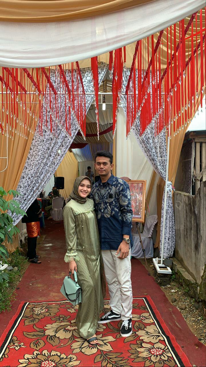 Gurdo Pecah Navy Lengan Panjang Atasan Batik Pria Keren