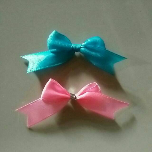 

Pita tempel souvenir ikat