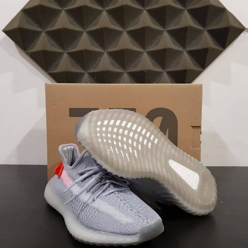 Yeezy Boost 350 Tail Light
