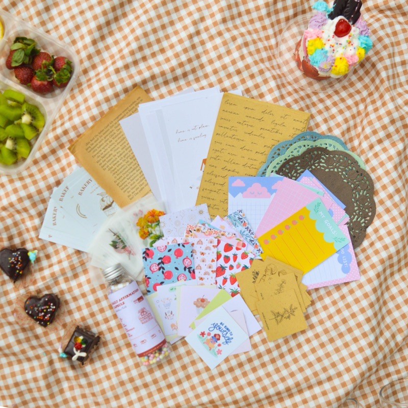 

Journaling Kit Hampers (170 pcs)