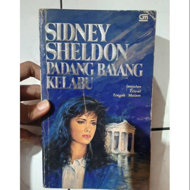 Novel sidney sheldon - padang bayang kelabu