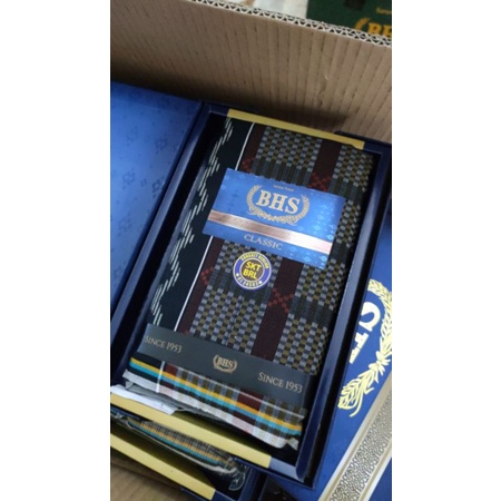 SARUNG BHS SKT DAM / SKT BRL GOLD CLASSIC