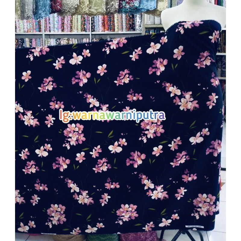 kain monalisa motif bunga warna navy