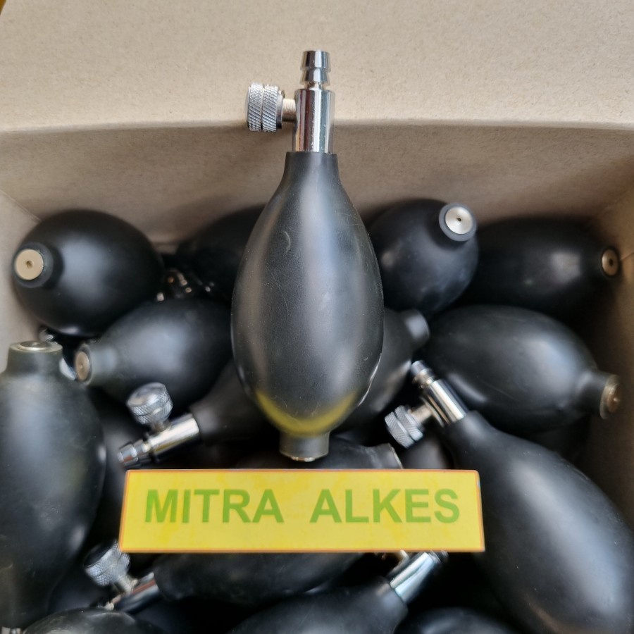 Balon Tensimeter. Balon Tensi meter. Balon Sphygmomanometer.