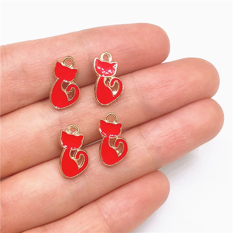 4 Pcs Liontin Kalunggelanganting Model Kucing Bahan Alloy Untuk Wanita Charms