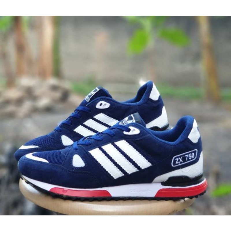 SEPATU ADIDAS ZX 750 SUEDE SIZE 39-43 MADE IN VIETNAM