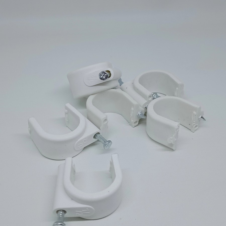Klem Pipa PVC 1/2 inch
