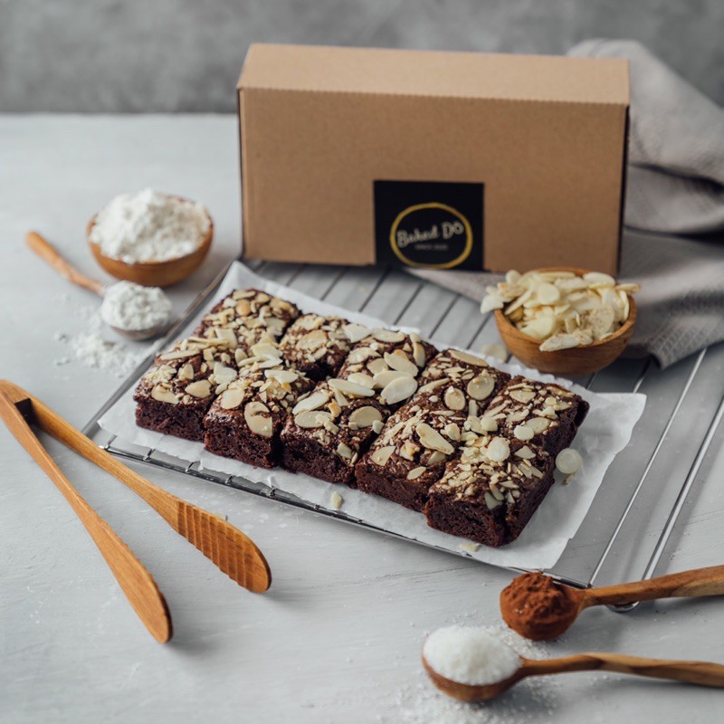 

Brownies panggang almond Fudgy brownies almond