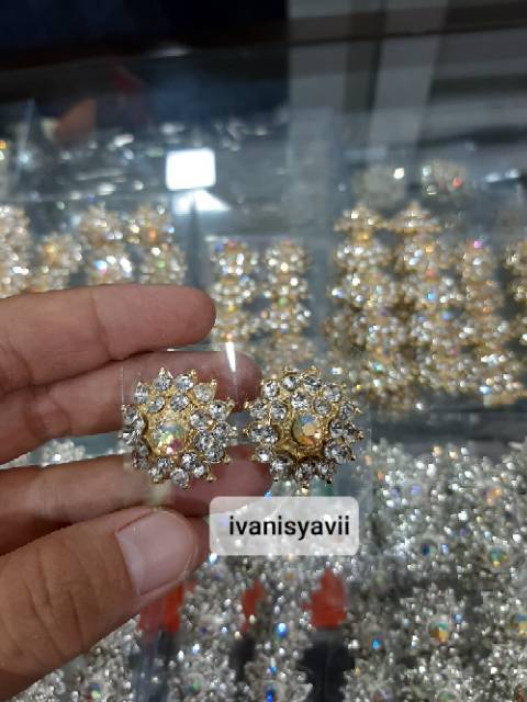 Anting Dewasa Cekrek