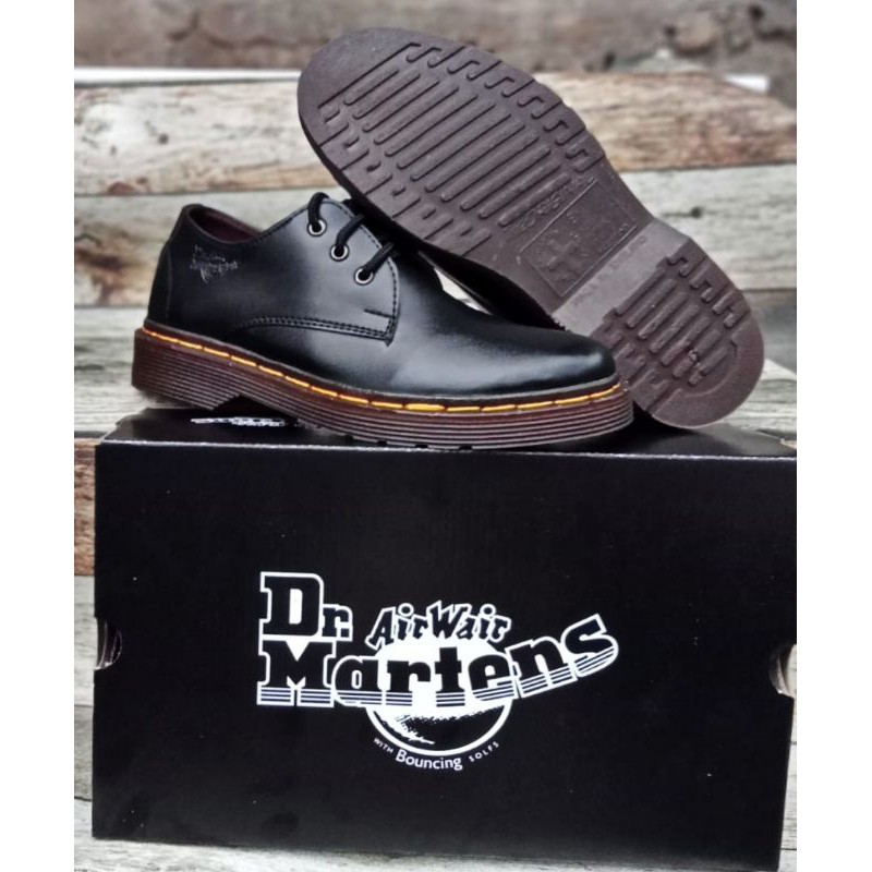 sepatu dokmar pria dan wanita dr martens 3hole /lubang dockmart sepatu low boots formal ukuran 36-43