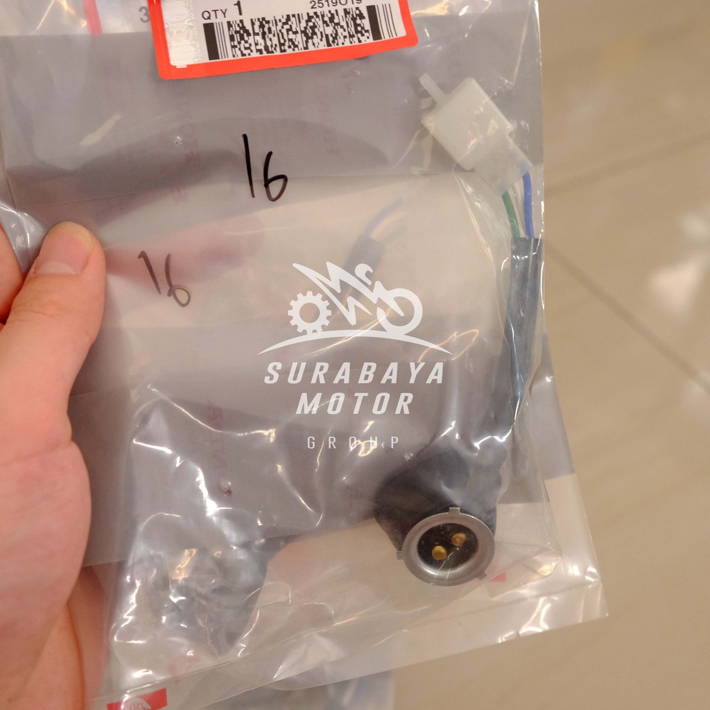 Soket Fitting Lampu Depan Sepeda Motor Universal HONDA GN5