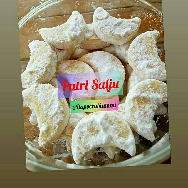 

Kue Putri Salju