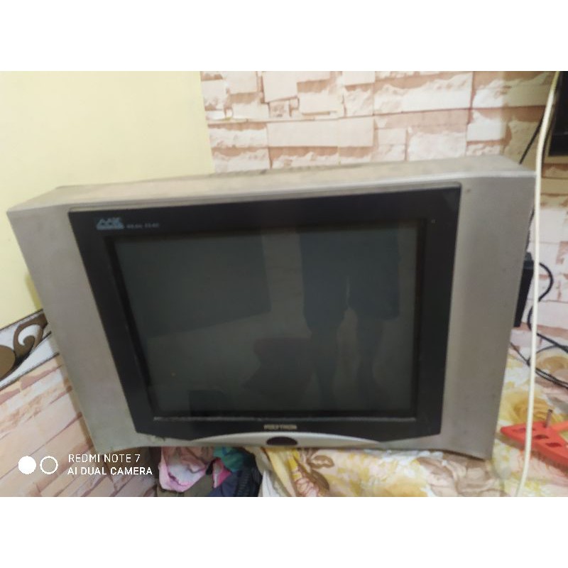 tv tabung Polytron 21 inch