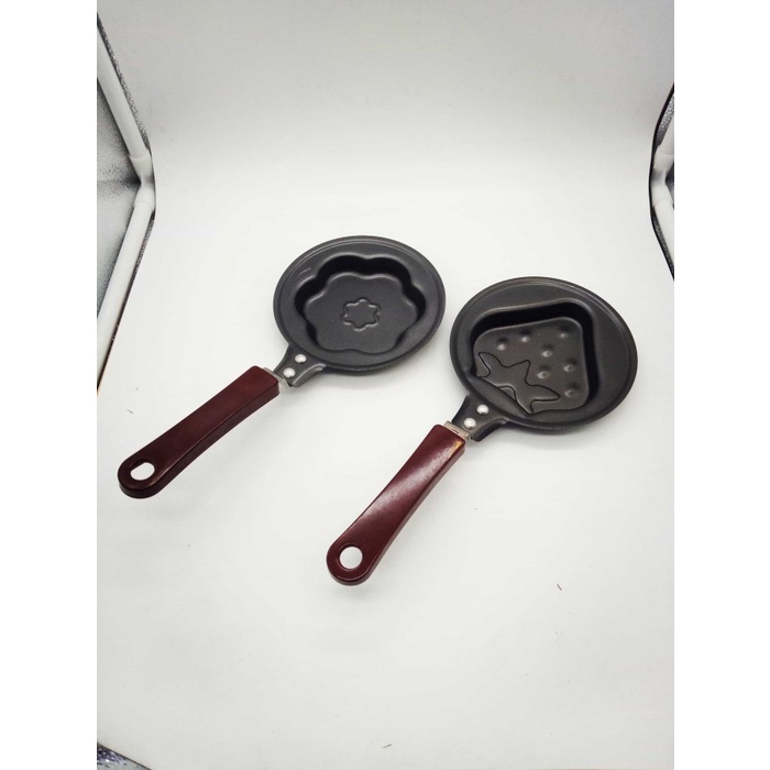 Mini Frypan Teflon Mini Karakter Pengorengan telur 12CM