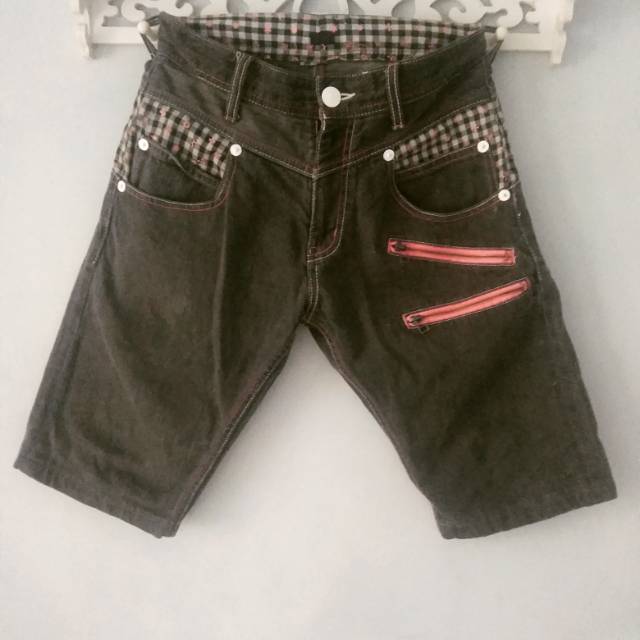 PRELOVED CELANA PRIA