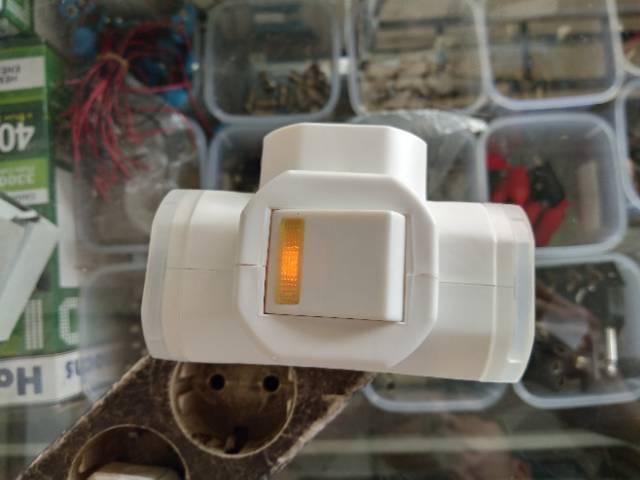 STEKER T ARDE / COLOKAN T 3LUBANG MATSUI 313 LAMPU / 313S SAKLAR