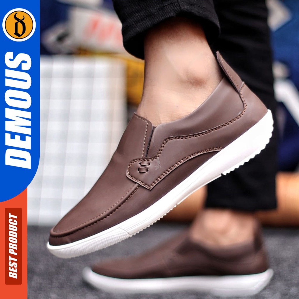 DEMOUS Kemode - Sepatu Slip On Pria Casual