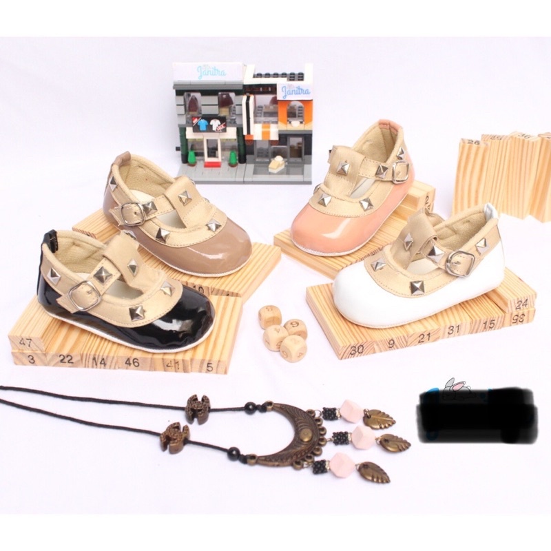 Sepatu Balet Piramid Sepatu baby pre walker anak belajar jalan / sepatu bayi gendong baby shoes